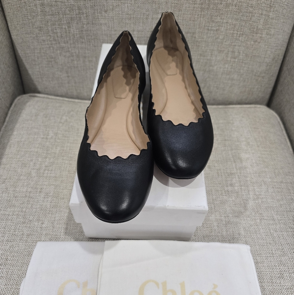Chloe Black Scalloped Flats